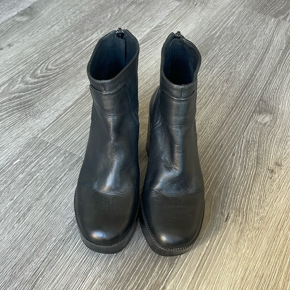 l'intervalle Platform Leather Booties size 38